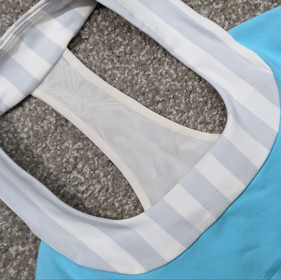 Lululemon Scoop Neck Top racerback tank blue with grey stripe size 10 - Picture 5 of 14